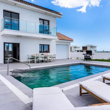 וילה Beautiful Sea View Pool With Bbq & 4br Softades
